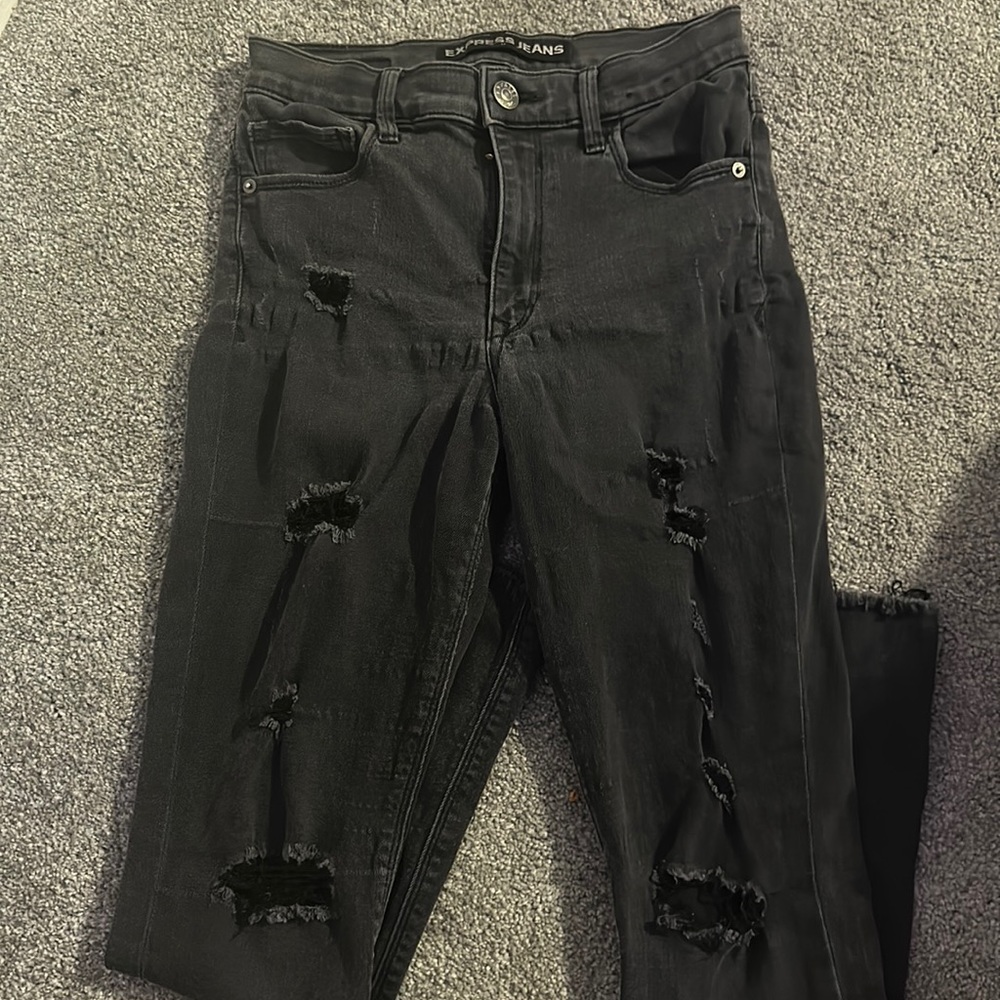Black ripped Jeans